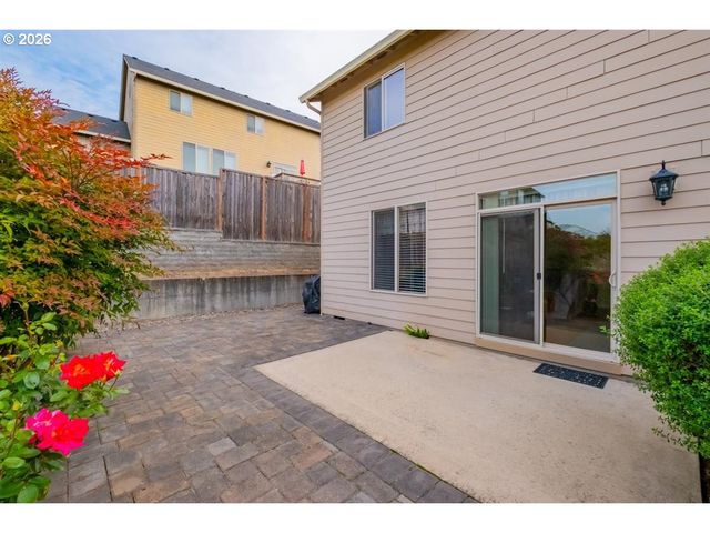 2747 Conner St Nw, Salem, OR 97304