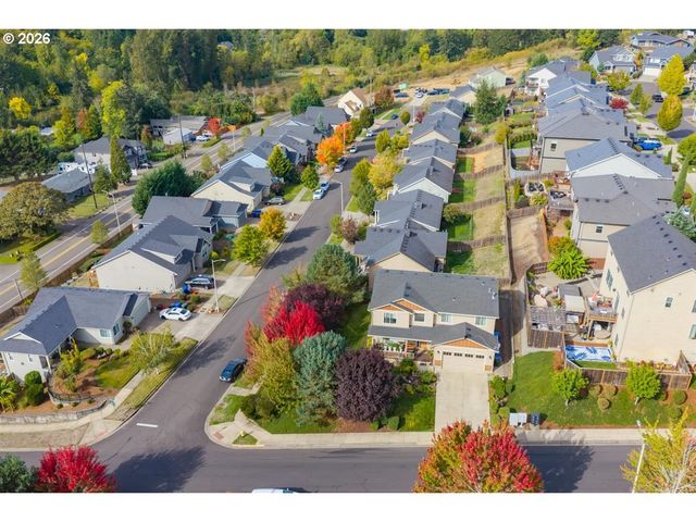 2747 Conner St Nw, Salem, OR 97304