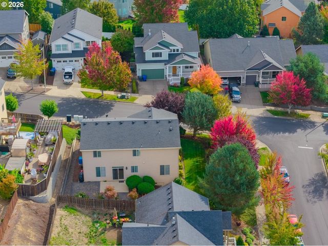 2747 Conner St Nw, Salem, OR 97304