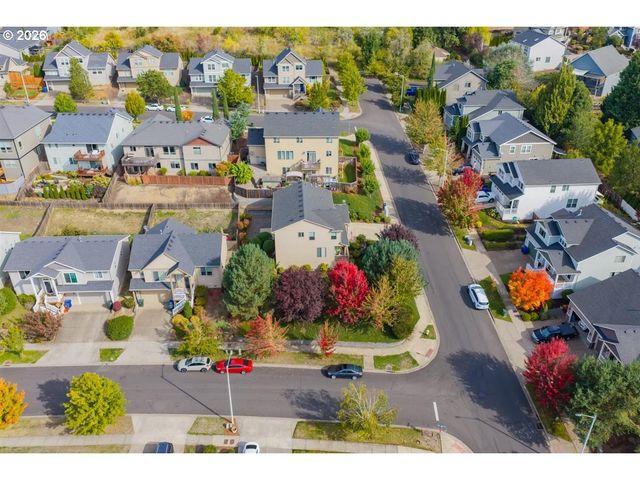 2747 Conner St Nw, Salem, OR 97304