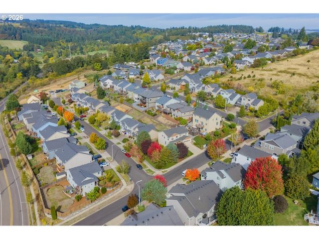2747 Conner St Nw, Salem, OR 97304