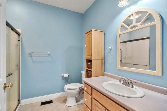 6 Evergreen Drive, Plaistow, NH 03865