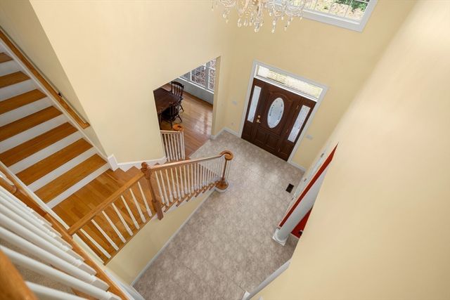 6 Evergreen Drive, Plaistow, NH 03865