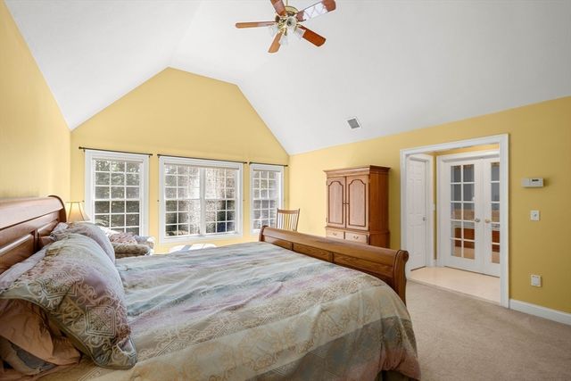 6 Evergreen Drive, Plaistow, NH 03865