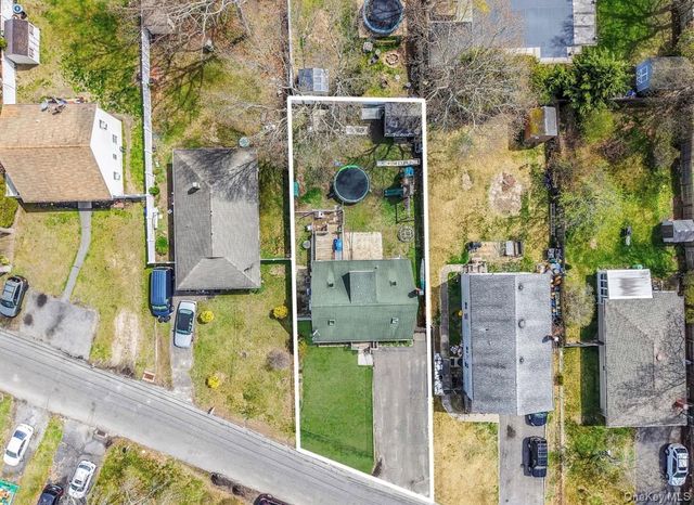 15 Maplewood Drive, Shirley, NY 11967