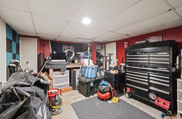 15 Maplewood Drive, Shirley, NY 11967