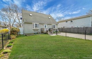 15 Maplewood Drive, Shirley, NY 11967