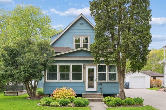 4930 38th Avenue S, Minneapolis, MN 55417