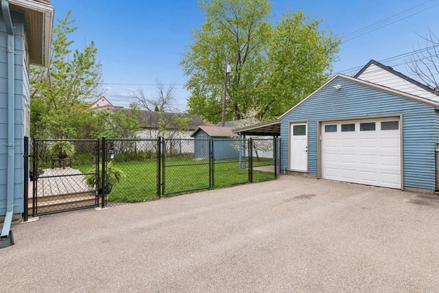 4930 38th Avenue S, Minneapolis, MN 55417