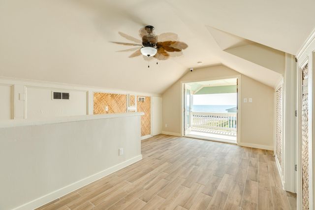 805 Seashell Drive, Surfside Beach, TX 77541