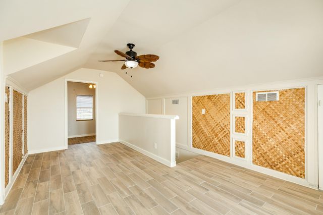 805 Seashell Drive, Surfside Beach, TX 77541