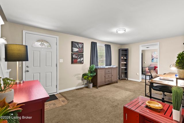 4311 Lynnbrook Dr, Louisville, KY 40220
