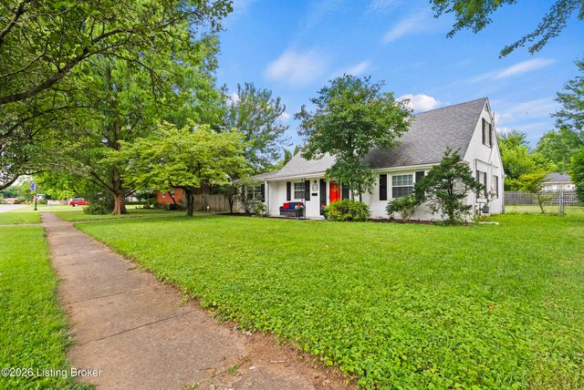 4311 Lynnbrook Dr, Louisville, KY 40220