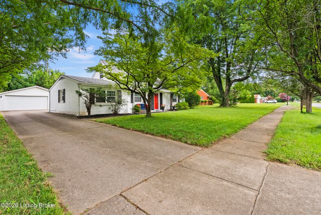 4311 Lynnbrook Dr, Louisville, KY 40220