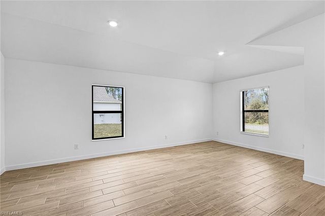 842 Gedeon RD, Lehigh Acres, FL 33974