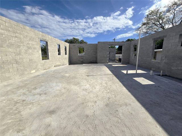 2526 40TH AVENUE N, St Petersburg, FL 33714