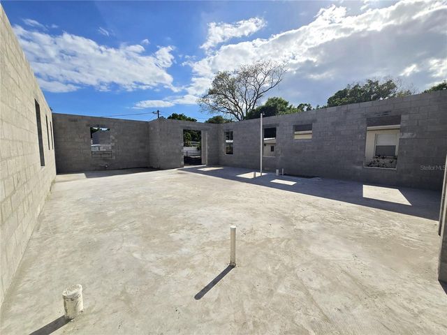 2526 40TH AVENUE N, St Petersburg, FL 33714