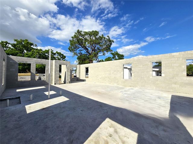 2526 40TH AVENUE N, St Petersburg, FL 33714