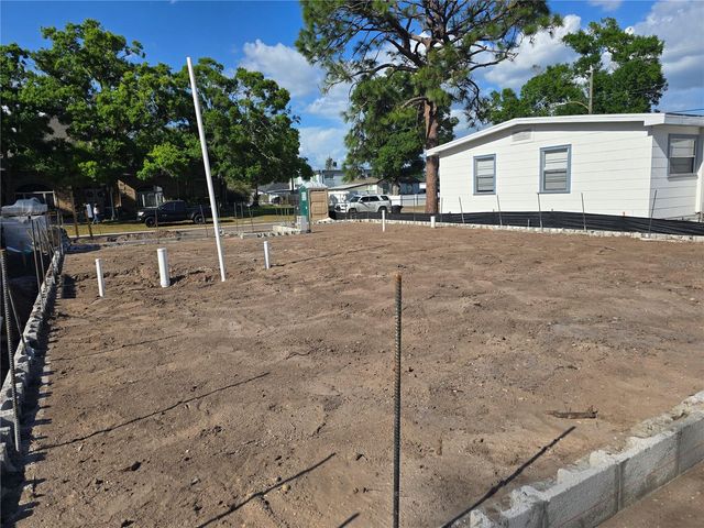 2526 40TH AVENUE N, St Petersburg, FL 33714