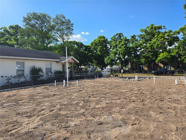 2526 40TH AVENUE N, St Petersburg, FL 33714