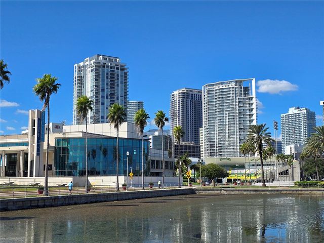 2526 40TH AVENUE N, St Petersburg, FL 33714