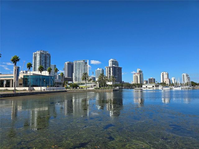 2526 40TH AVENUE N, St Petersburg, FL 33714