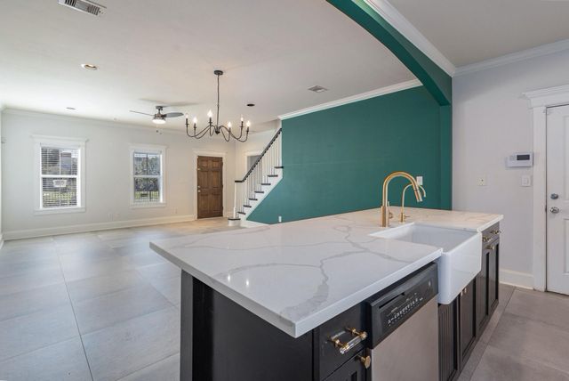 2919 Gillespie Street, Houston, TX 77020