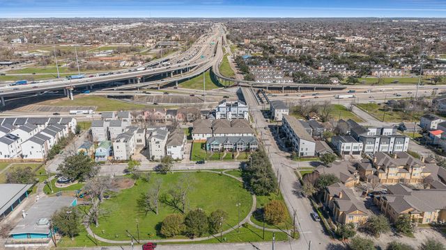 2919 Gillespie Street, Houston, TX 77020