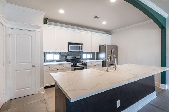 2919 Gillespie Street, Houston, TX 77020