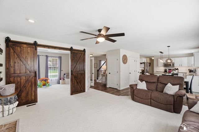 3435 Shadywood Drive, Lambertville, MI 48144