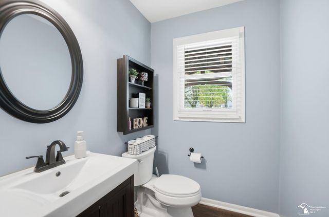 3435 Shadywood Drive, Lambertville, MI 48144