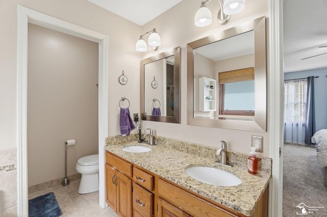 3435 Shadywood Drive, Lambertville, MI 48144