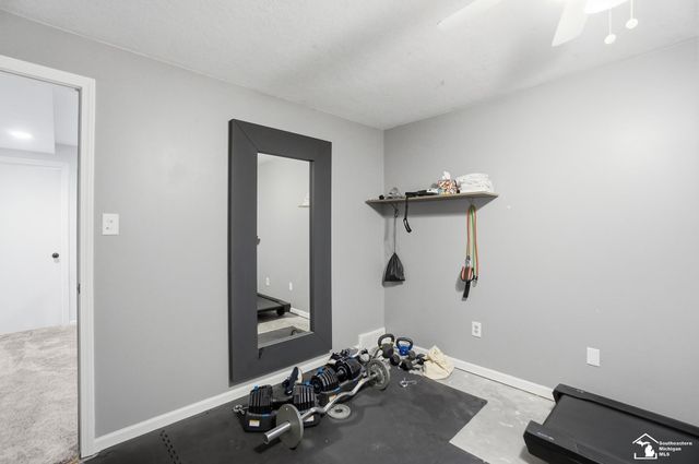3435 Shadywood Drive, Lambertville, MI 48144