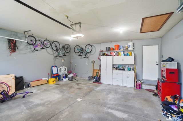 3435 Shadywood Drive, Lambertville, MI 48144