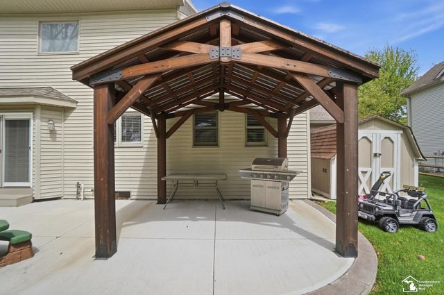 3435 Shadywood Drive, Lambertville, MI 48144