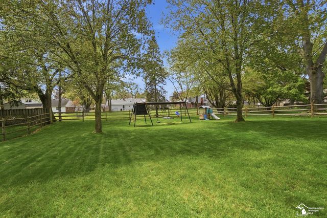 3435 Shadywood Drive, Lambertville, MI 48144
