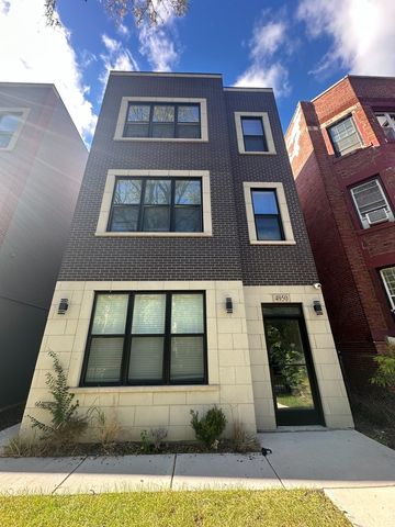 4950 S Michigan Avenue, Chicago, IL 60615