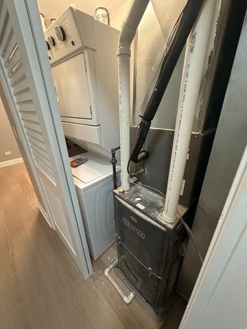 4950 S Michigan Avenue, Chicago, IL 60615