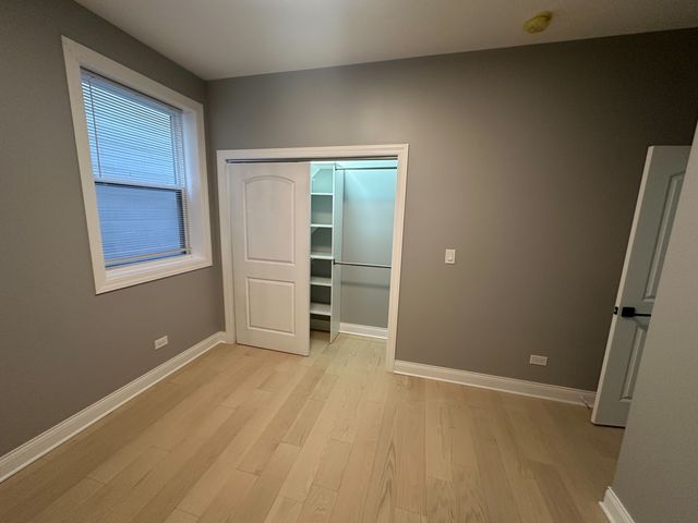 4950 S Michigan Avenue, Chicago, IL 60615