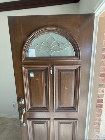 120 Anchor Blf, Universal City, TX 78148