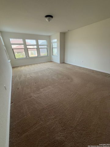 120 Anchor Blf, Universal City, TX 78148