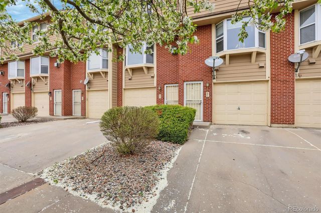 3300 W Florida Avenue 82, Denver, CO 80219