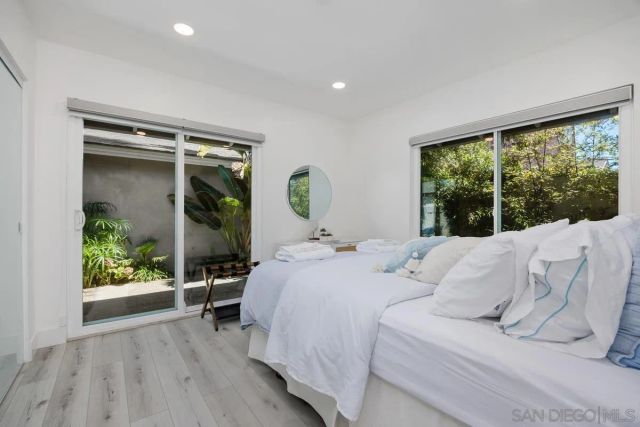 1847 Coast Blvd, Del Mar, CA 92014