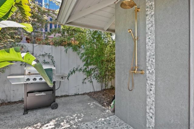 1847 Coast Blvd, Del Mar, CA 92014