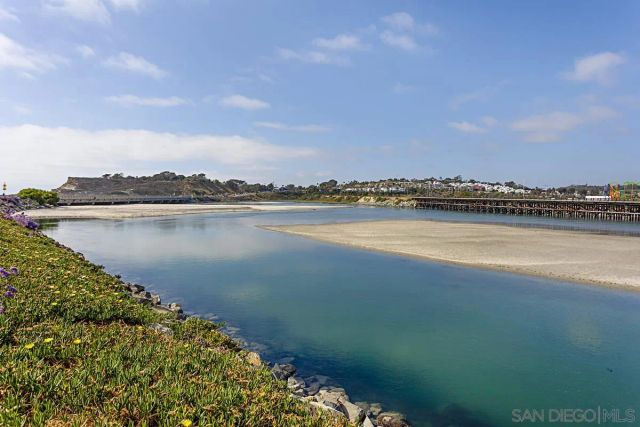 1847 Coast Blvd, Del Mar, CA 92014