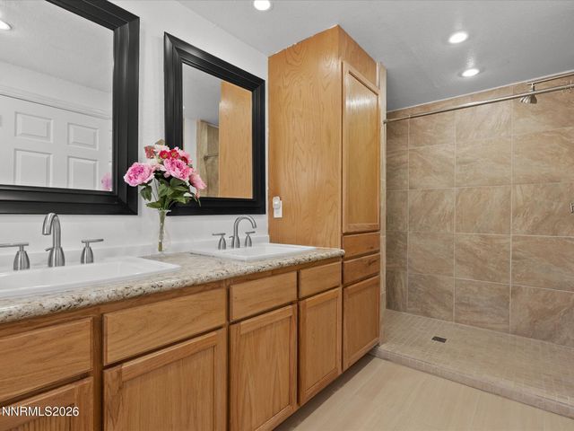 1529 Valley View Drive, Carson City, NV 89701