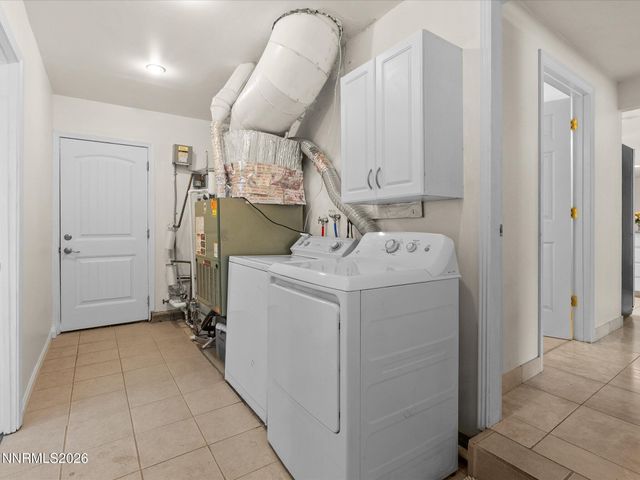 1529 Valley View Drive, Carson City, NV 89701