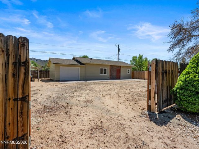 1529 Valley View Drive, Carson City, NV 89701