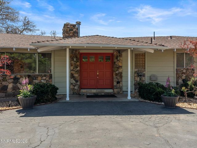 1529 Valley View Drive, Carson City, NV 89701