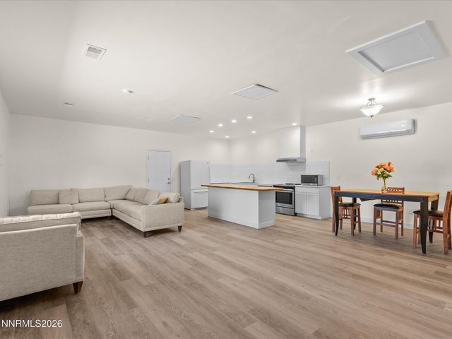 1529 Valley View Drive, Carson City, NV 89701